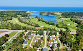 Green Gables Bungalow Court